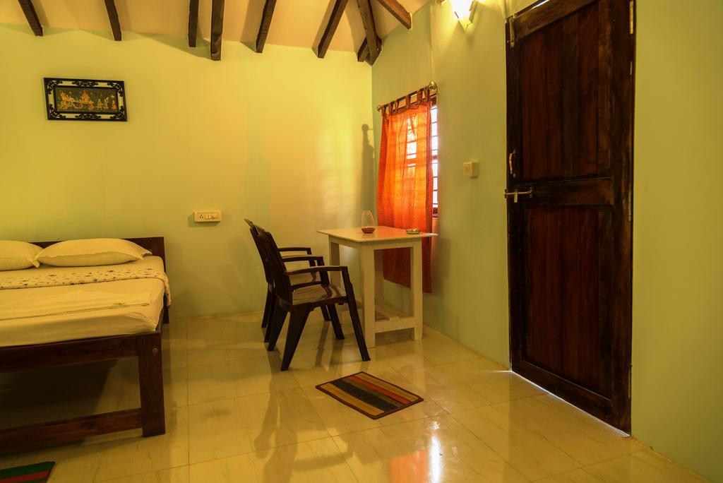 Sunway Cottages Mandrem Ngoại thất bức ảnh
